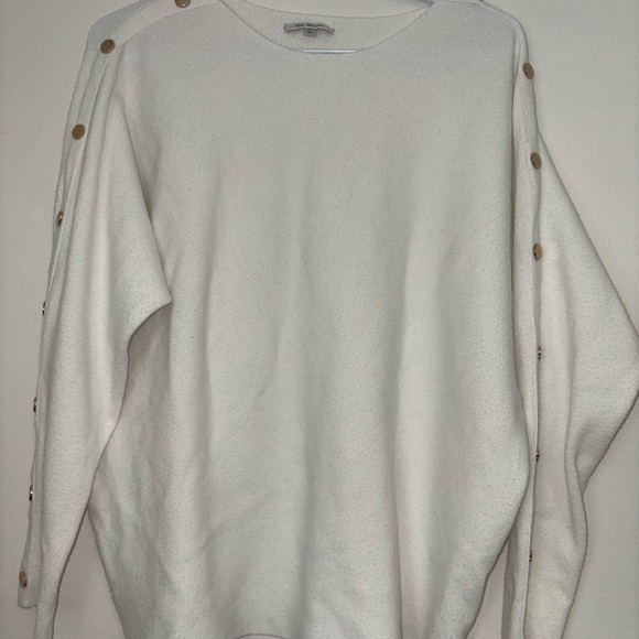 Vila Milano Tops - Women's White cottage core gold Button-Detail Sweater
